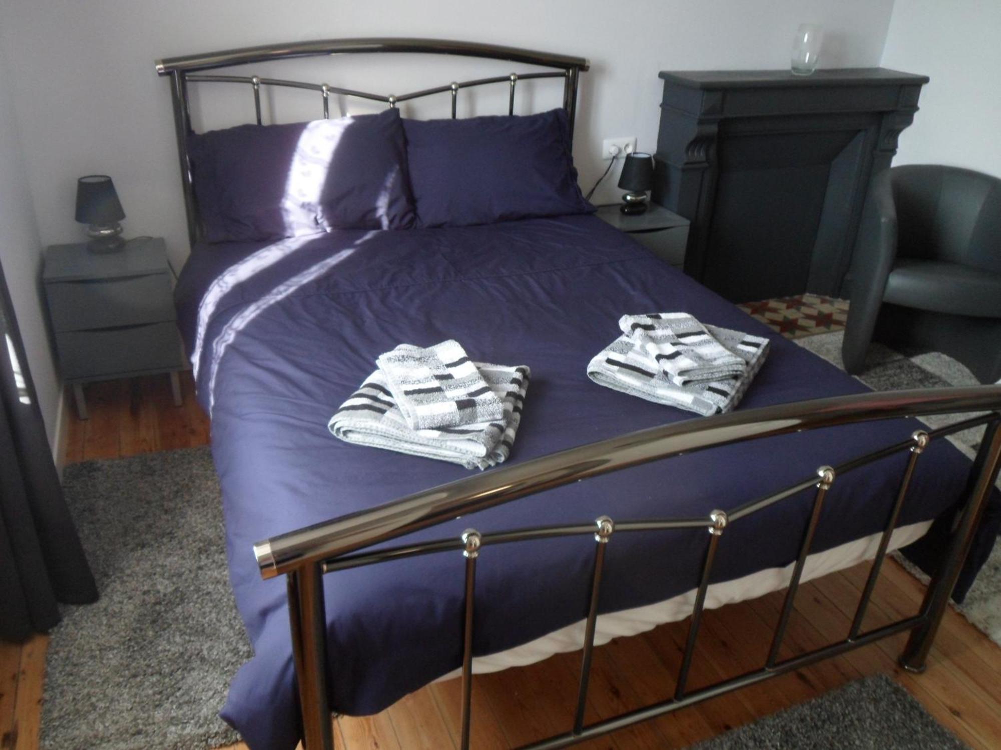 Riverside Bed And Breakfast Huelgoat Zimmer foto